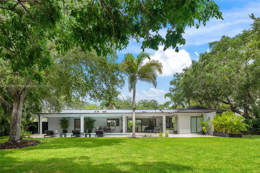 15121 SW 69th Ct, Palmetto Bay, FL 33158