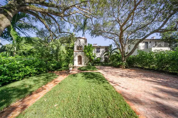 Miami, FL 33134,4685 SW 13th Ter