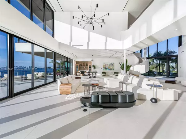 North Miami, FL 33181,11400 N Bayshore Dr