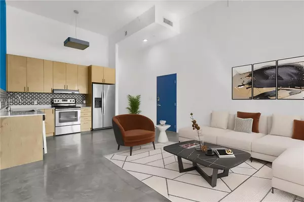 771 NW 1st St #201, Miami, FL 33128