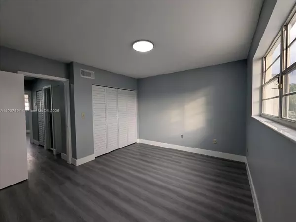 Miami, FL 33193,15018 SW 80th Ter #907