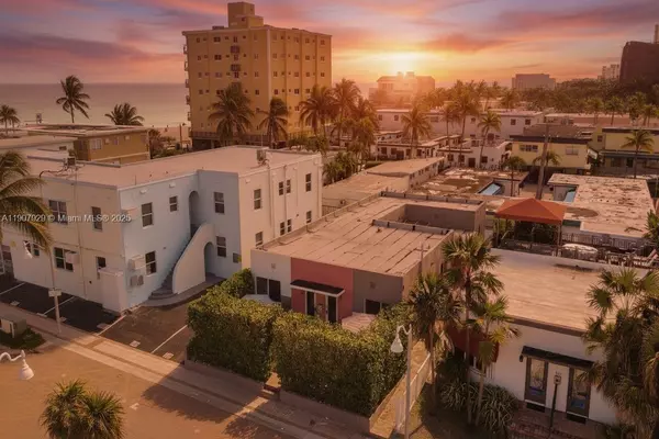 322 Oklahoma St, Hollywood, FL 33019