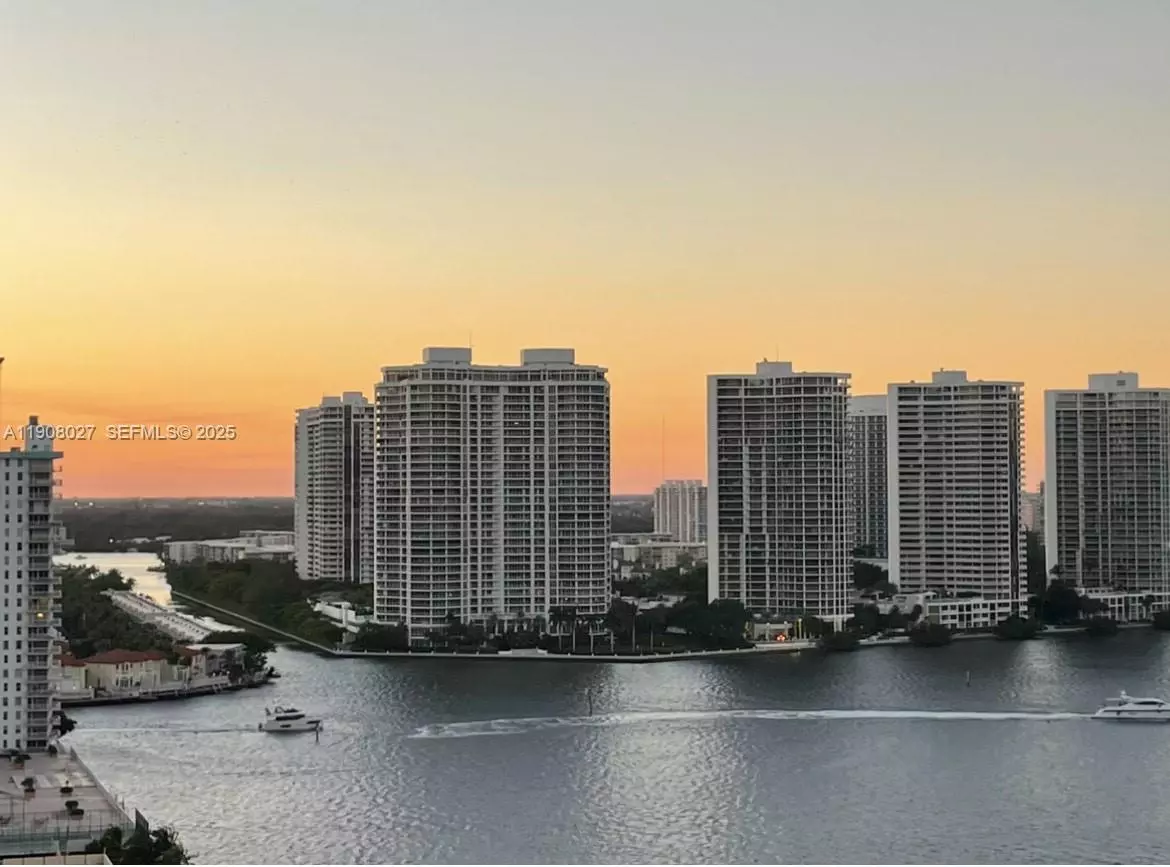 Sunny Isles Beach, FL 33160,231 174th St #2202
