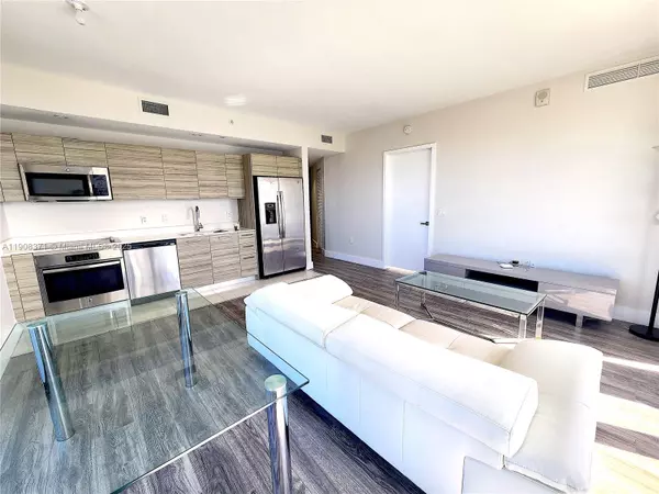 Miami, FL 33137,121 NE 34th St #2901