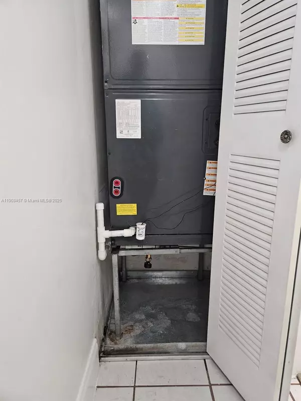 Miami, FL 33183,Address not disclosed