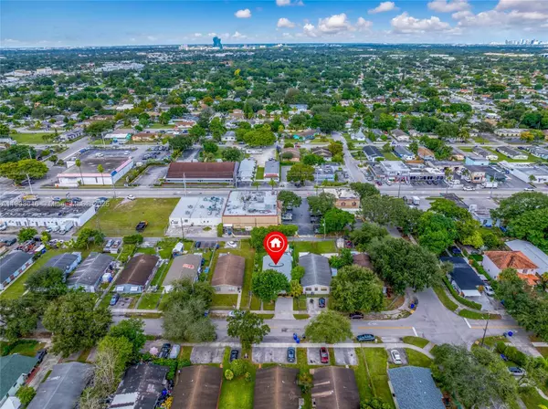 Hollywood, FL 33021,5709 Lincoln St