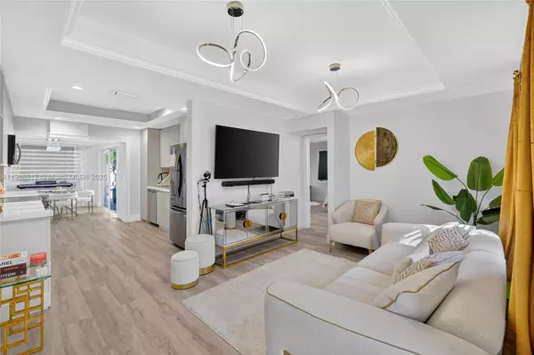 North Miami, FL 33168,155 NW 124th St