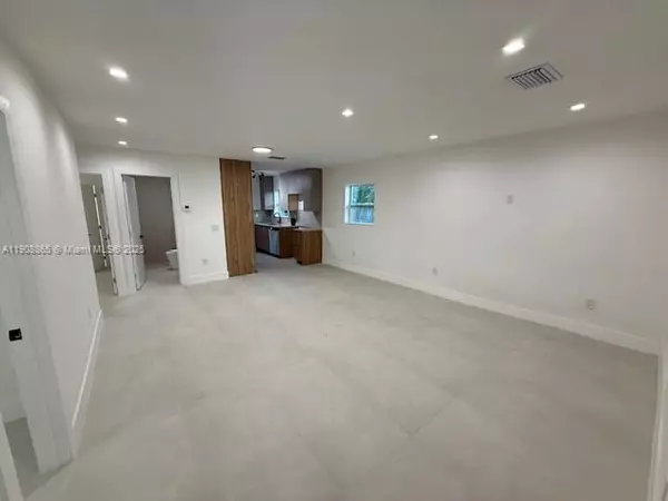 328 NE 57th St, Miami, FL 33137