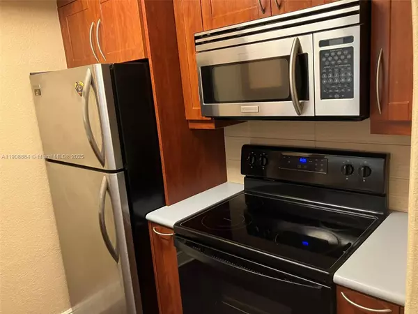 Miami, FL 33173,8500 SW 109th Ave #6-222