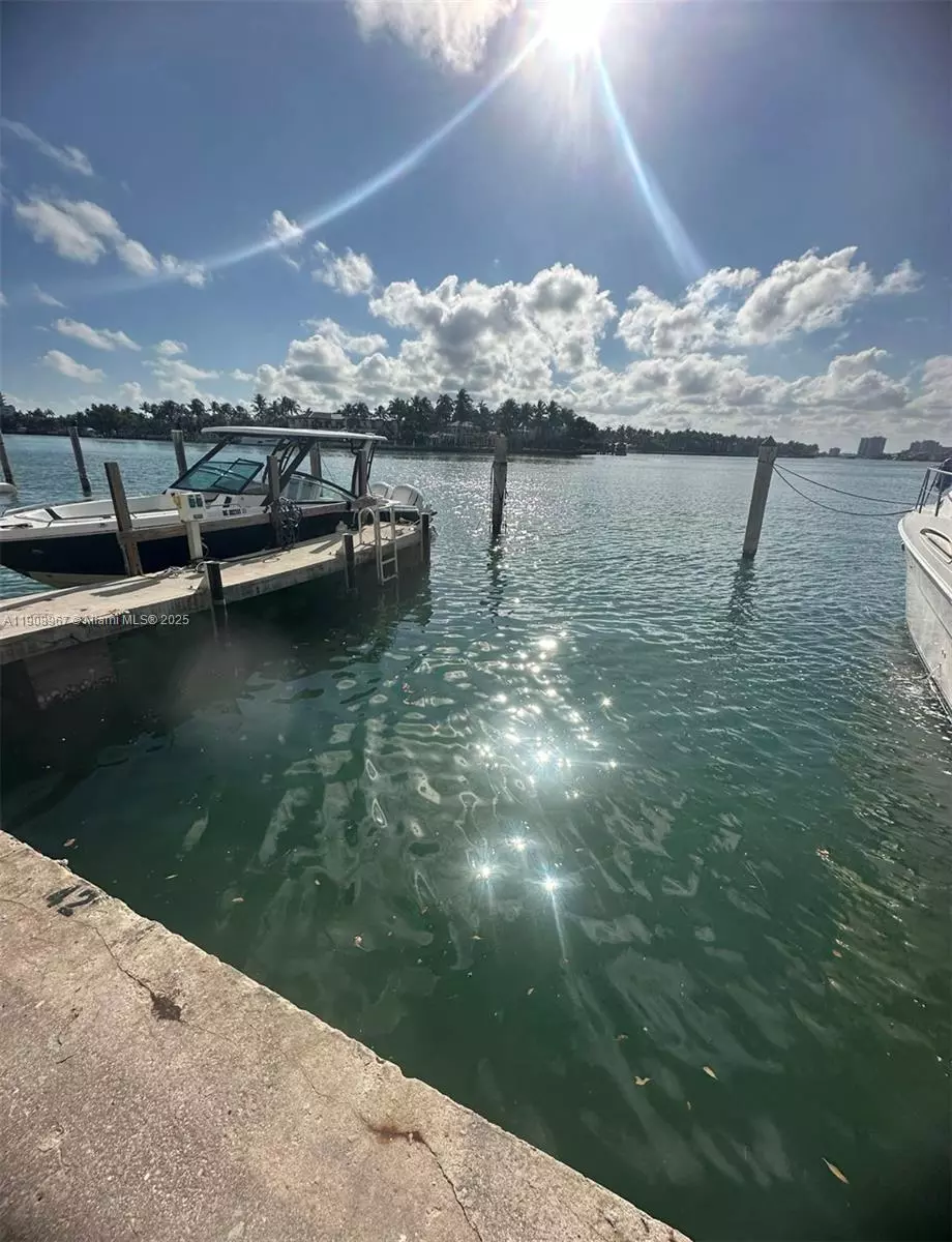 Miami Beach, FL 33141,6770 Indian Creek Dr