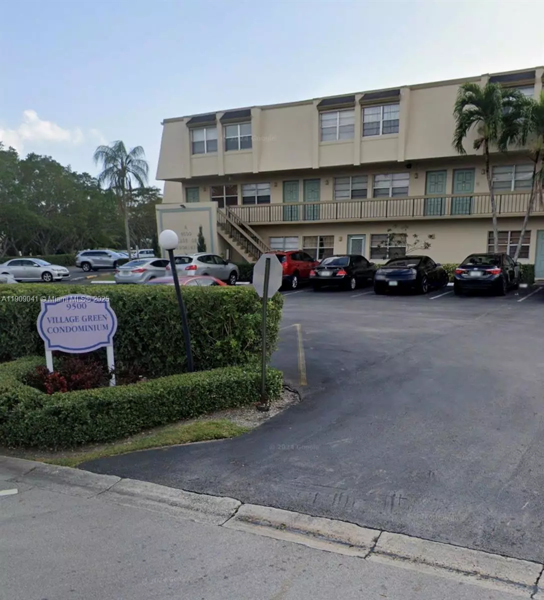 Boca Raton, FL 33428,9500 SW 3rd St #239