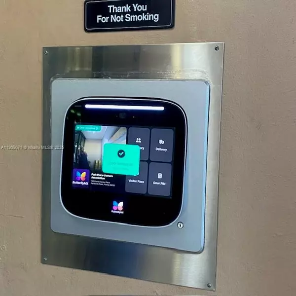 Pembroke Pines, FL 33026,1100 Saint Charles Pl #PH15