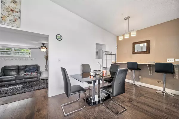 Miami Gardens, FL 33056,1960 NW 187th St