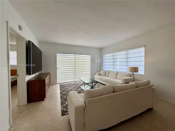 Bay Harbor Islands, FL 33154,1135 101st St #3