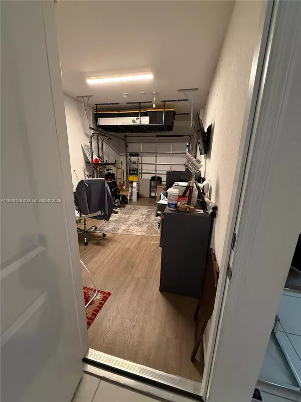 Pembroke Pines, FL 33027,15929 SW 2nd Pl