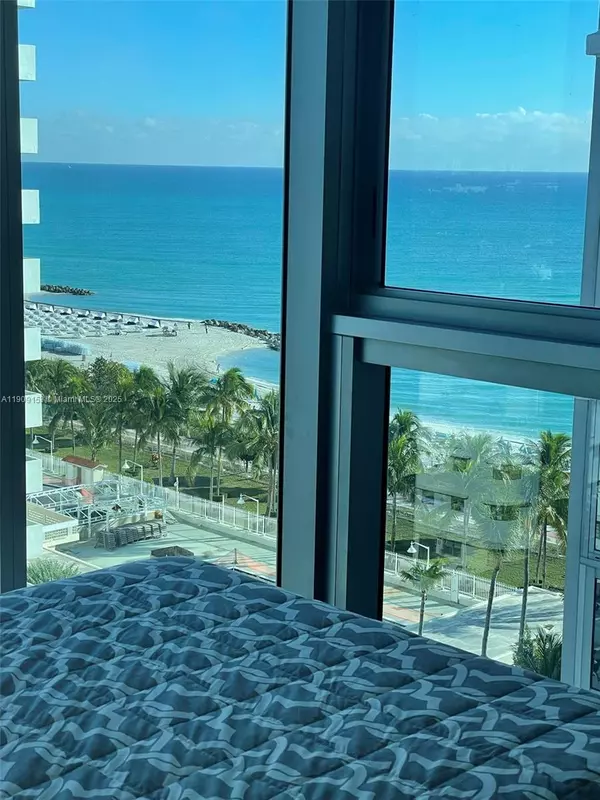 2655 Collins Ave #1407, Miami Beach, FL 33140