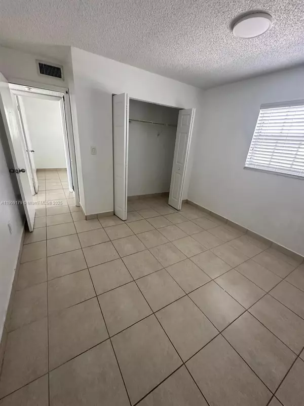 Hialeah, FL 33013,431 E 28th St #2