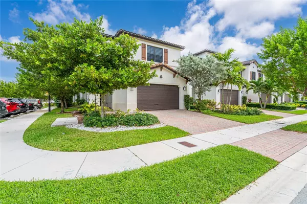 Hialeah, FL 33018,9881 W 34th Ave