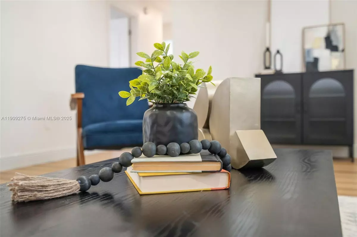 Orlando, FL 32818,1812 firwood