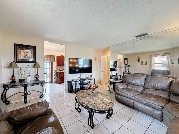 Florida City, FL 33034,748 NW 2nd St