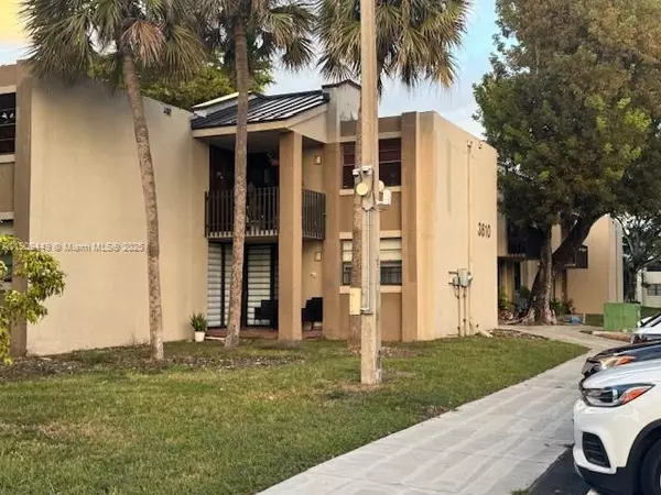 3610 SW 114th Ave #4-104, Miami, FL 33165