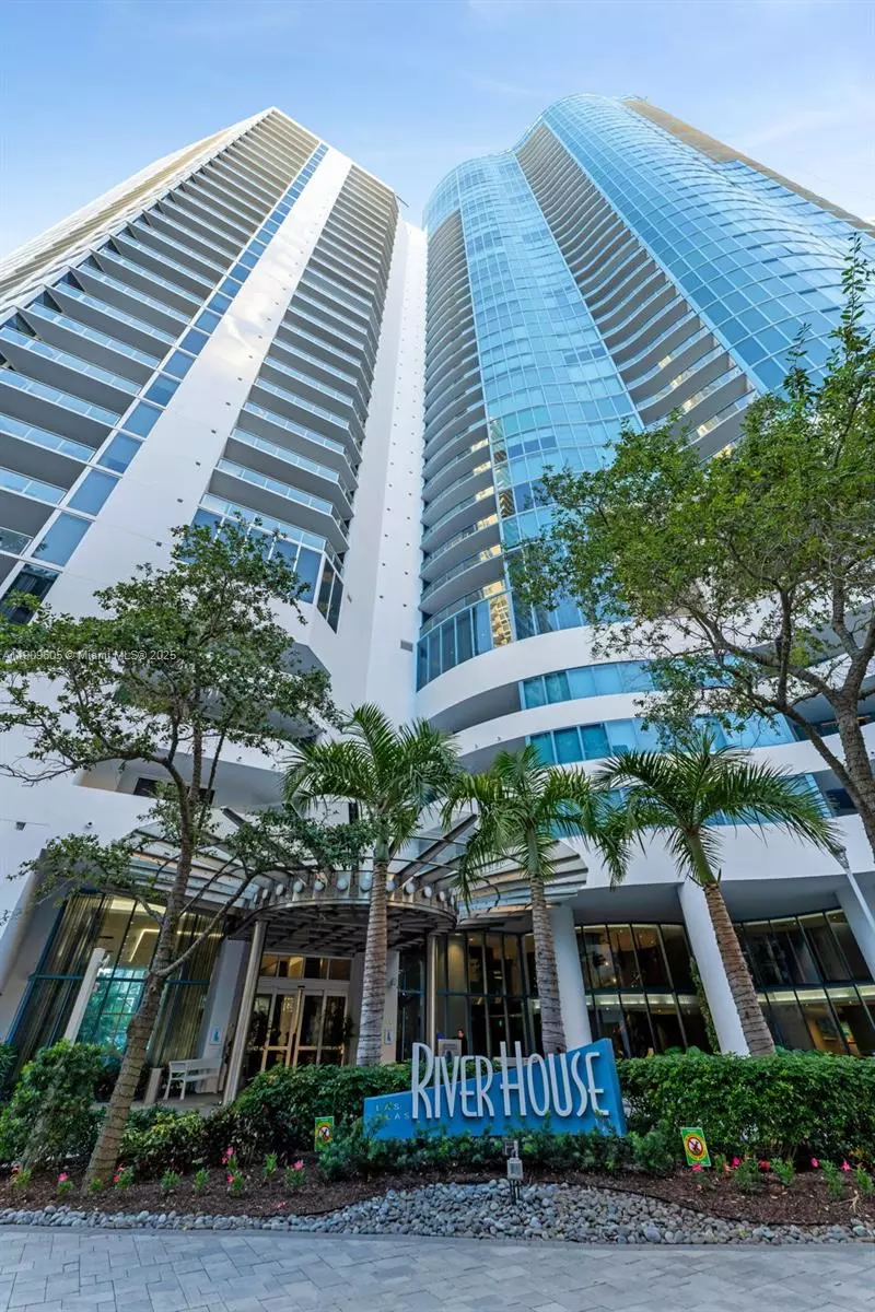 Fort Lauderdale, FL 33301,333 Las Olas Way #2505