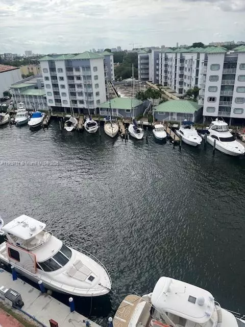 Miami, FL 33125,1800 NW 24th Ave #809