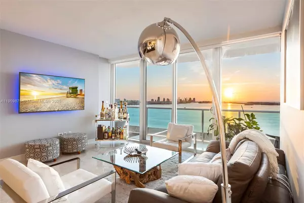 Miami, FL 33131,1331 Brickell Bay Dr #2203