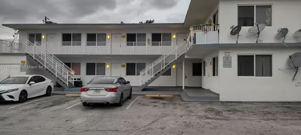 101 NW 29th Ave #9, Fort Lauderdale, FL 33311