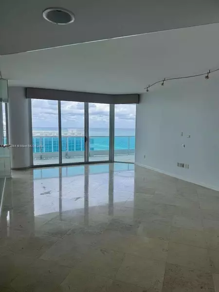 5025 Collins Ave #1602, Miami Beach, FL 33140