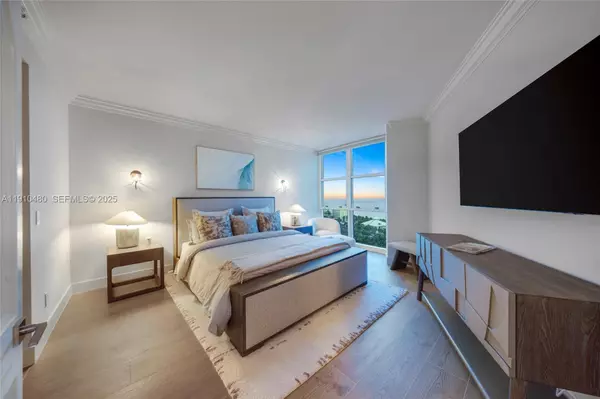 Miami Beach, FL 33139,300 S Pointe Dr #1702