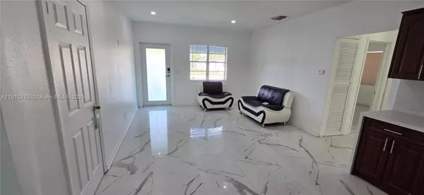 Miami, FL 33170,12140 SW 218th St #1