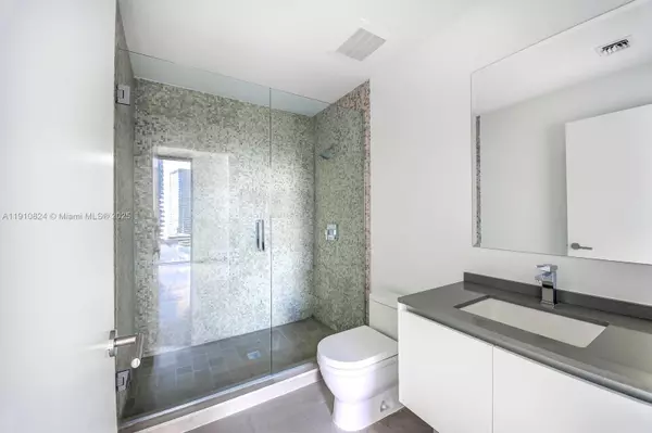 Miami, FL 33130,88 SW 7th St #1503