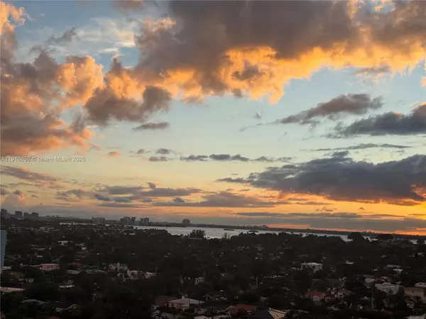 9225 Collins Ave #Penthouse C, Surfside, FL 33154