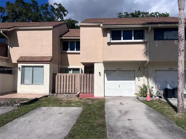 Plantation, FL 33324,8247 NW 8th Pl