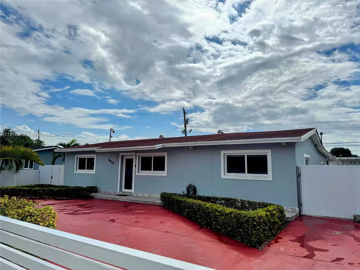 Miami Gardens, FL 33055,3870 NW 177th St