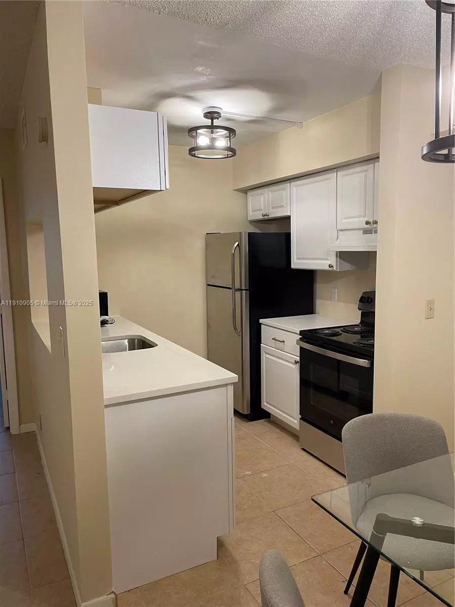 Jupiter, FL 33458,6392 Chasewood Dr #C