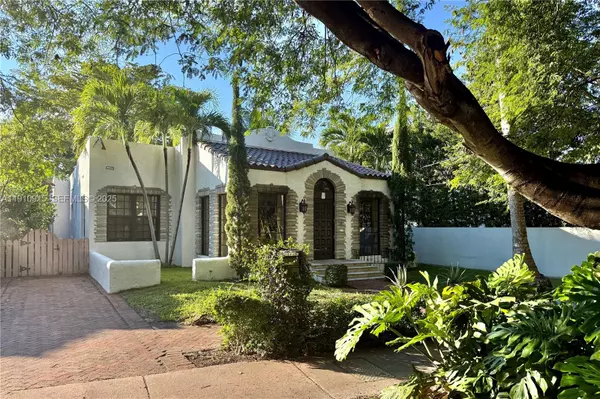 Miami Beach, FL 33140,3718 Sheridan Ave