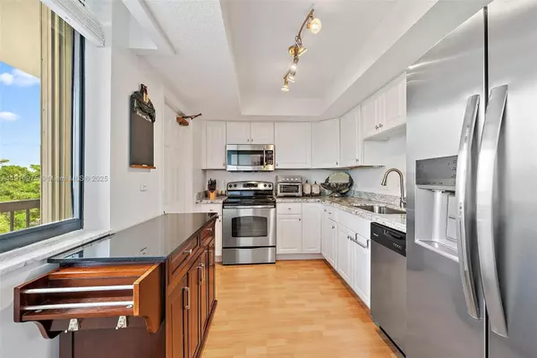 Jupiter, FL 33477,1605 S Us Highway 1 #M1-405