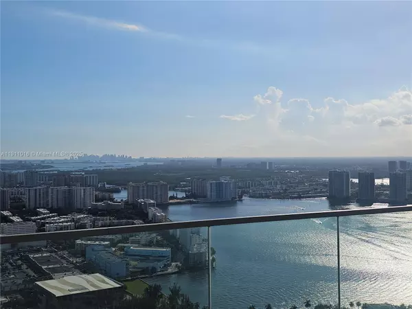 Sunny Isles Beach, FL 33160,18975 Collins Ave #4605