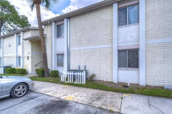 7914 sierra palm #202, Other City - In The State Of Florida, FL 33615