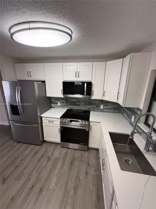 Indian Town, FL 34956,14733 SW Little Indian Ave