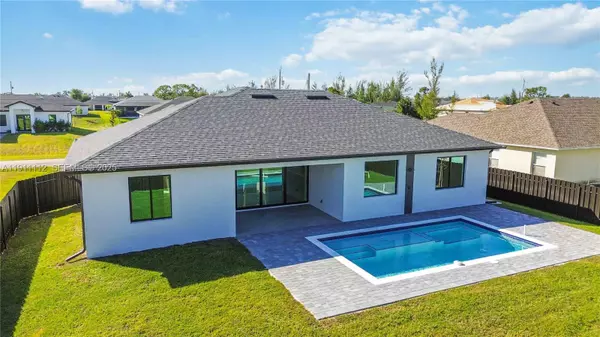 Cape Coral, FL 33993,2015 NW 21 ST STREET