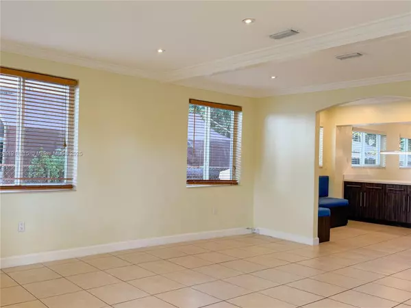 Miami, FL 33147,3057 NW 101st St