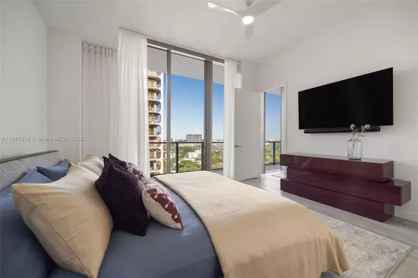 Miami, FL 33133,2655 S Bayshore Dr #1412