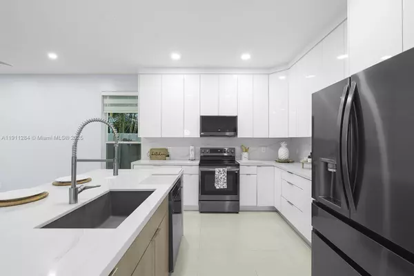 Miramar, FL 33027,16296 SW 26th St