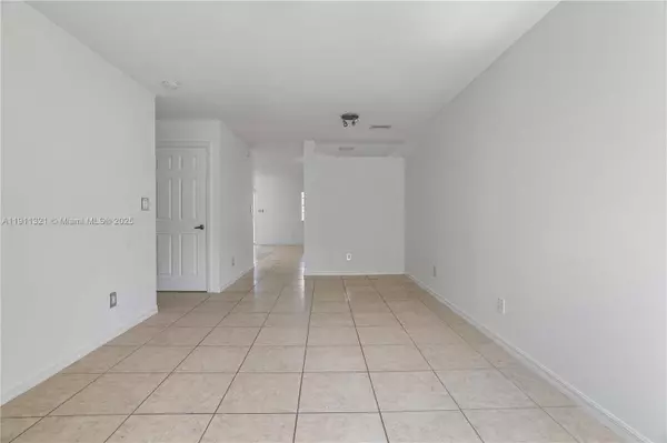 Hallandale Beach, FL 33009,330 SW 2nd Ave #3