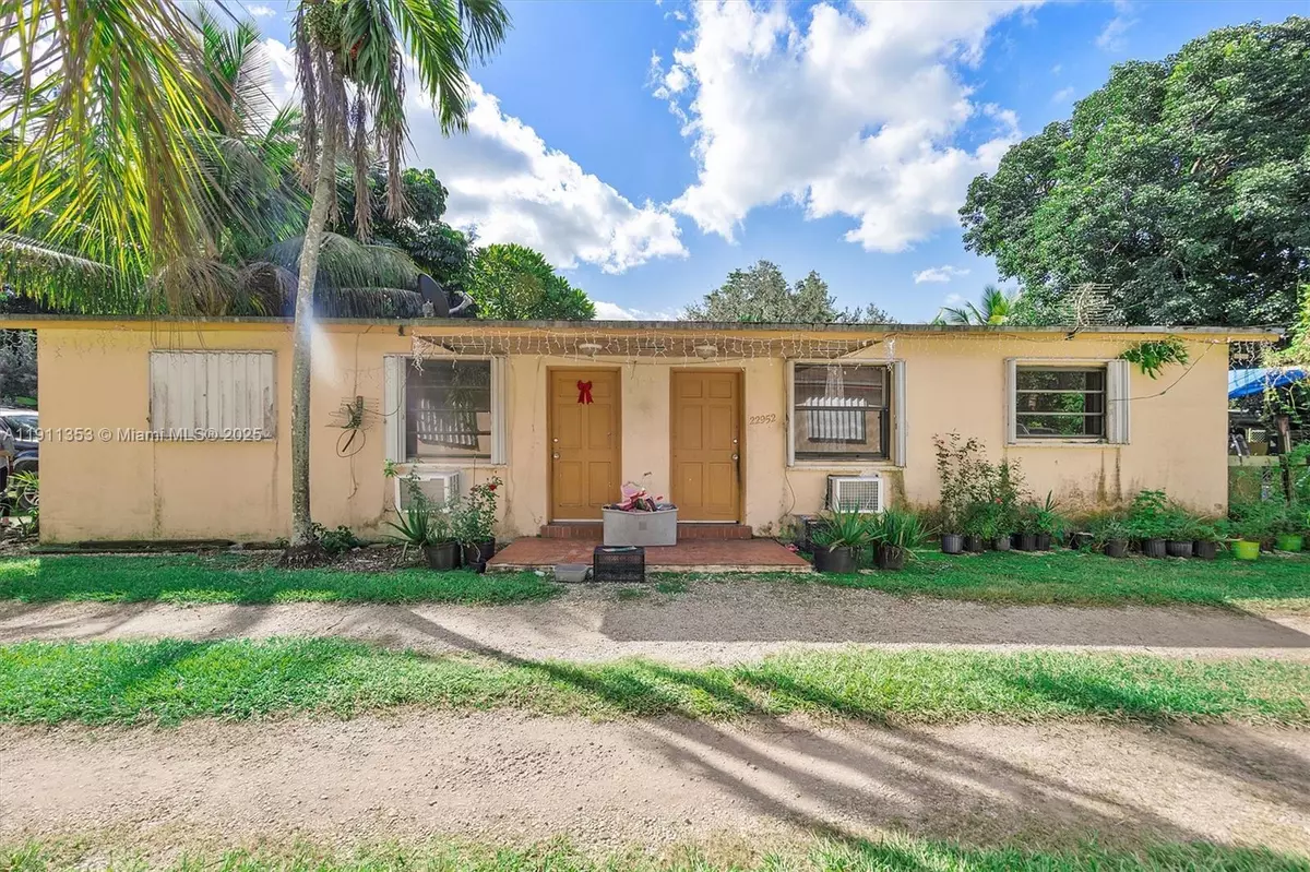 Miami, FL 33170,22950 SW 156th Ave