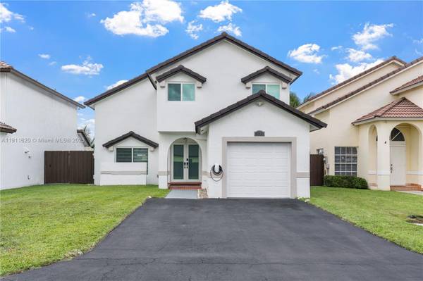 5262 SW 153rd Ct, Miami, FL 33185