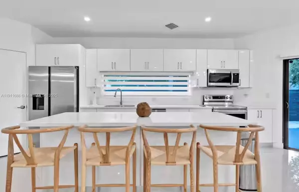 Cutler Bay, FL 33190,9958 SW 216th St #0